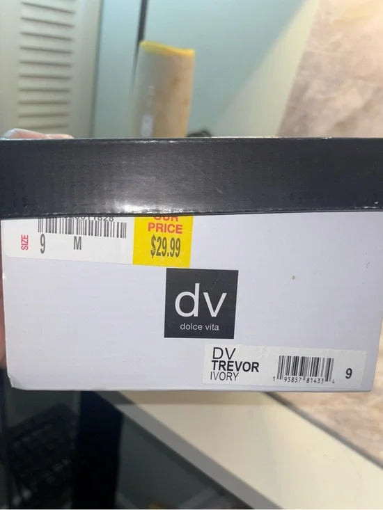 Dolce Vita DV White Ankle-Strap Flats with Square Toe - Picture 9 of 9